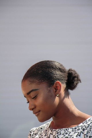 Low bun pony