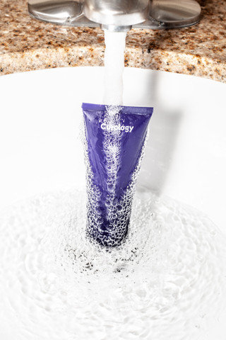 How to carry your liquid soap while travelling