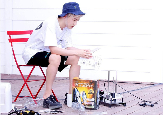 Highlights of BTS In the soop Season 2: J hope  with water rocket 