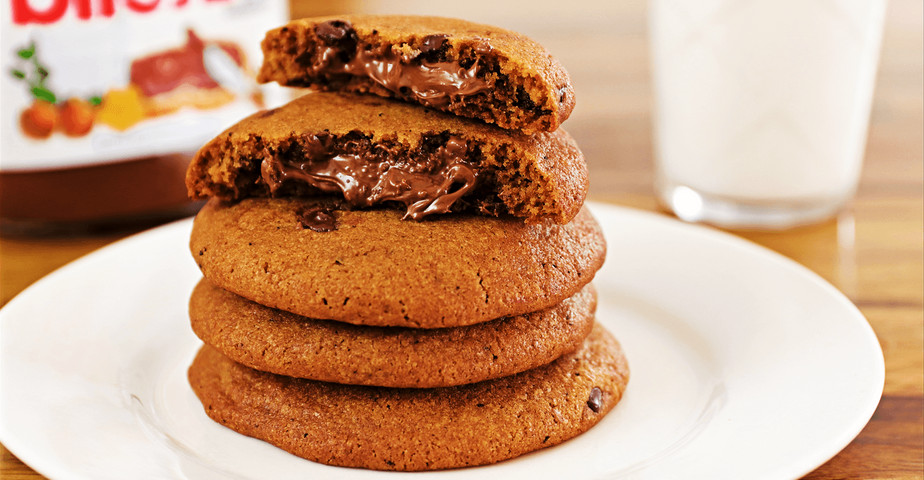 nutella_stuffed_chocolate_cookiesjpeg_.jpeg