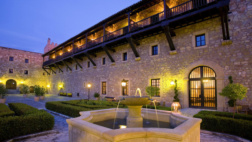 World’s Most Haunted Hotels : Parador de Jaén, Spain