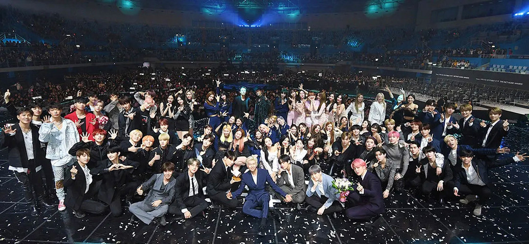 Most Famous K Pop Idols in world 