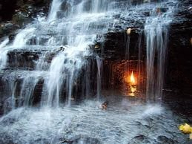 Weirdest Places in the World: Eternal Flame Falls