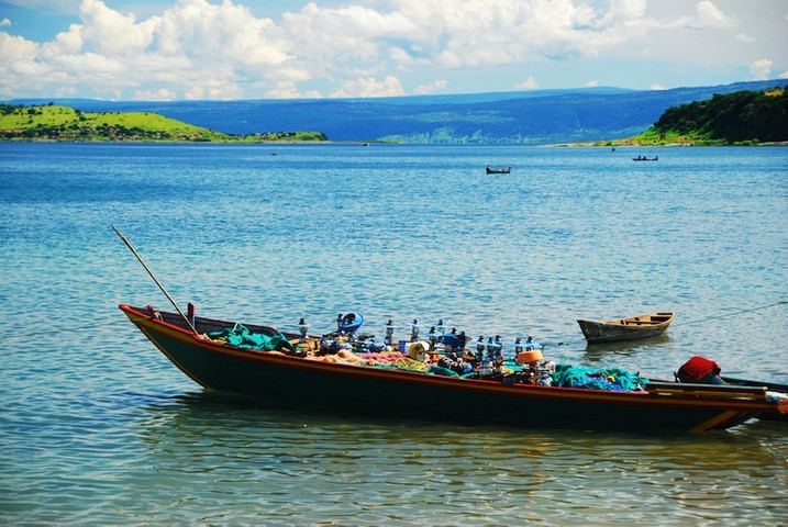 The biggest lake in the world: Lake Tanganyika