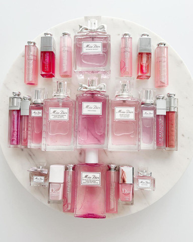 pink DIOR perfume and gloss edition 🌸
