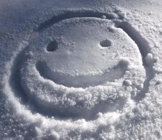 Face in the Snow!!!!!!!!!!!