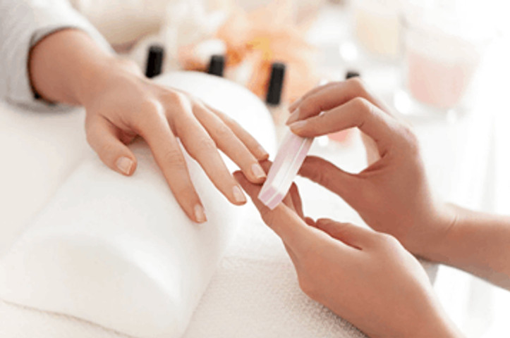 Ways to grow your nails faster-Avoid fake nails