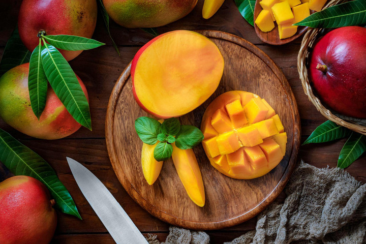 Weight gaining fruits-Mango