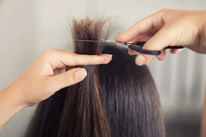 Tips for healthy hair-Trim your hair frequently