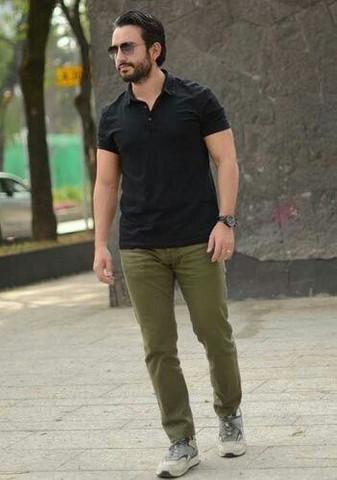 Men ways to wear black shirt –Black shirt & olive green trouser