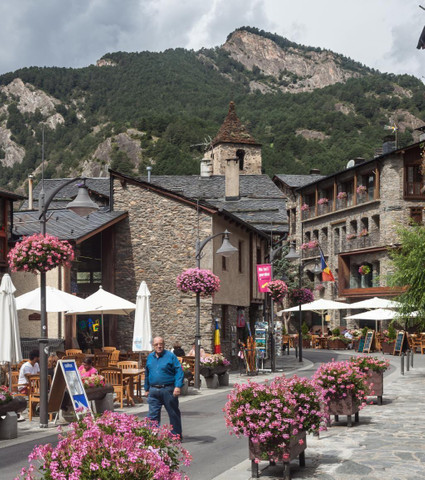 Countries with no airport—Andorra