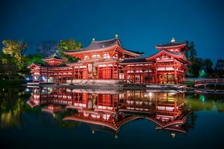 SPECIALTIES OF JAPAN: Historical Sites