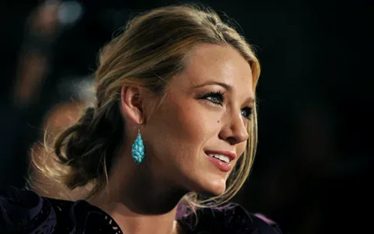 Celebrities who never drink alcohol: Blake Lively