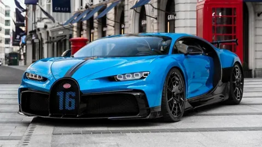 Celebrities with most expensive cars: Tom Brady - Bugatti Chiron