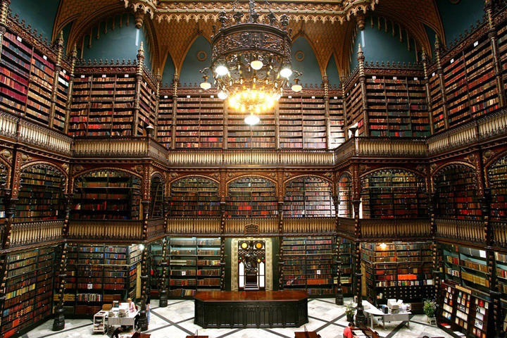 Most beautiful libraries in the world: Royal Portuguese