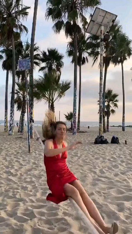 Slacklining with high heels