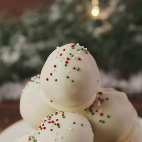 Peanut butter snowball