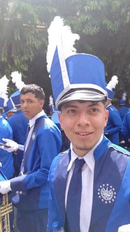 Entrevista a Musico de Banda El Salvador 