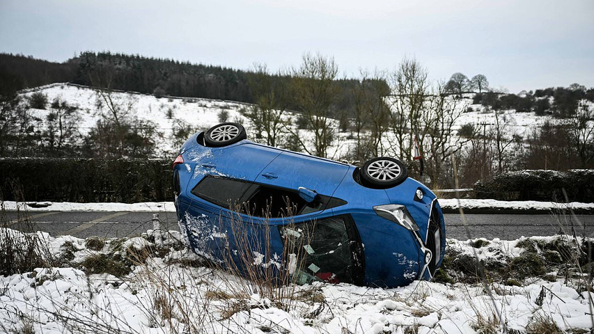 Met Office issues new amber warning as temperatures drop to -12C