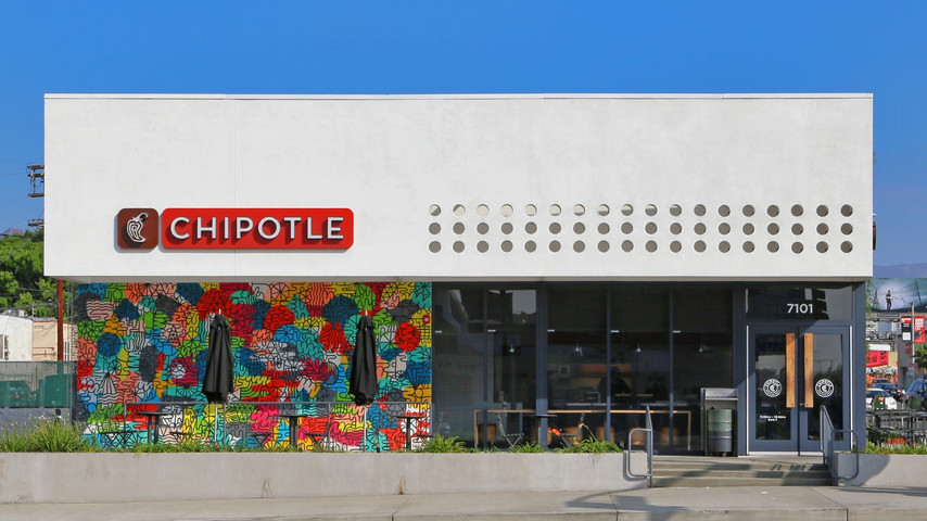 Chipotle giving away 50,000 free entrees during Super Bowl 59: How to win