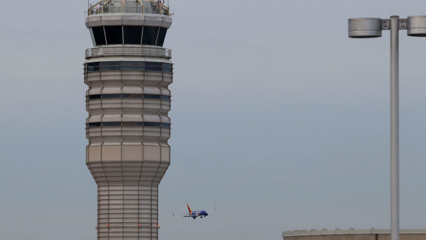 FAA to restrict helicopter traffic around D.C. airport after fatal airplane collision