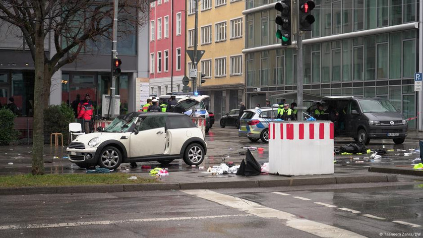 Germany: Munich car 